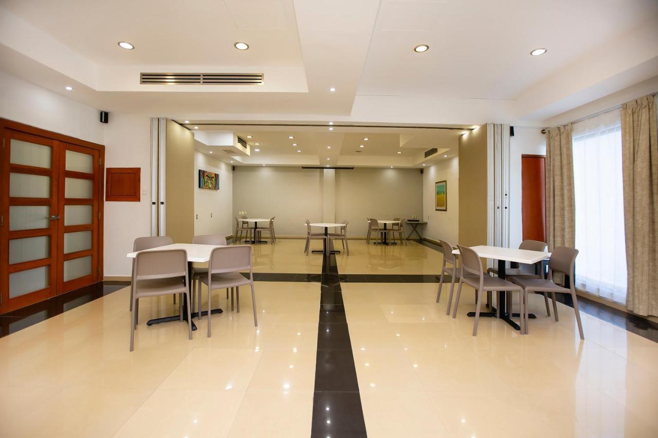 The Magic Hotel Playa del Carmen Bagian luar foto
